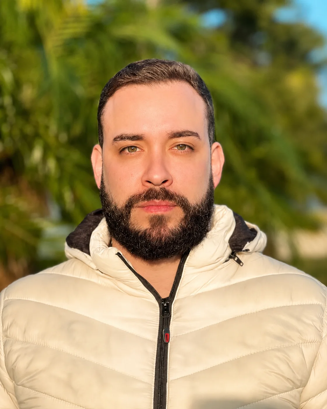 Mateus comemorando um novo marco da comunidade
